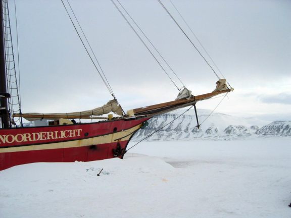 The bow of the Noorderlicht Schooner.