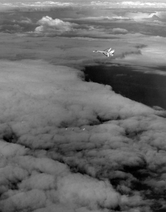 This is an incredible photo of an Vigilante jet fighter way above his squadron over the Tonkin Gulf near Viet Nam